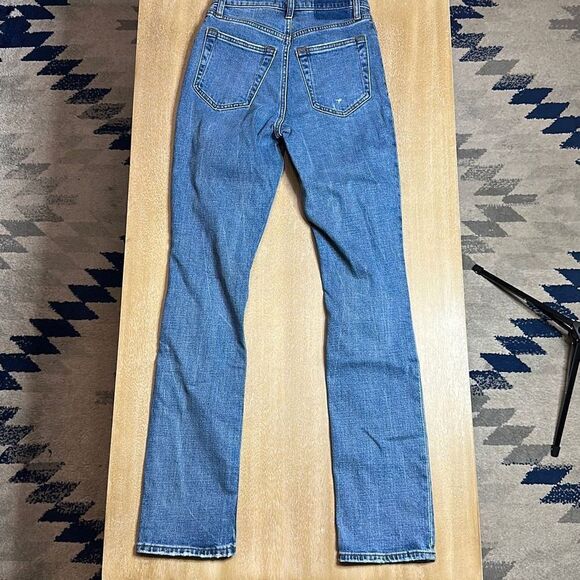 Abercrombie & Fitch The 90s Slim Straight Ultra High Rise Jeans - Picture 10 of 11